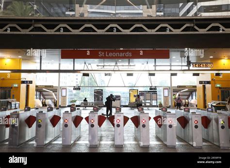 St Leonards station in Sydney, Australia Stock Photo - Alamy