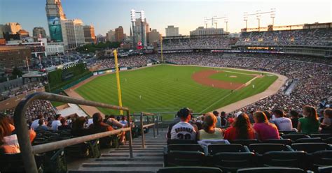 Softball Field vs Baseball Fields: What's the Differences?