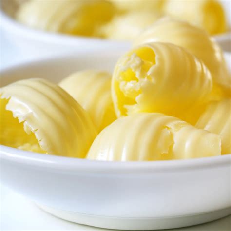 Read This If You're Still Eating Margarine