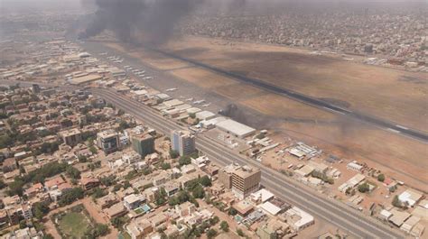 Heavy fighting in Khartoum as US warns of protracted war | GMA News Online