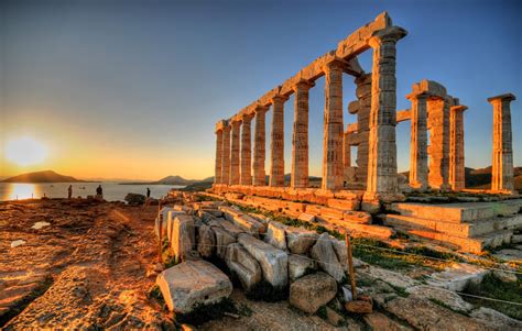 A half day tour to Cape Sounion | Taxi Tours