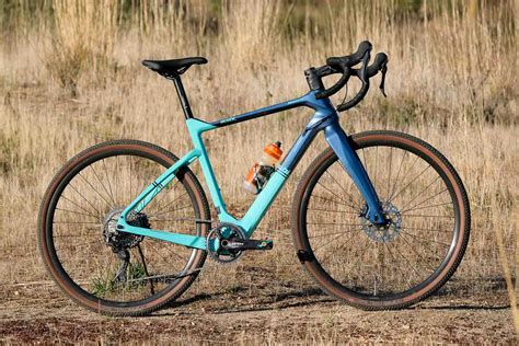 WATCH BIANCHI ARCADEX GRAVEL BIKE FIRST RIDE - Road Bike Action