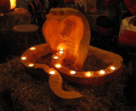 The Mare's Tales - Gypsy Mare Studios: Chadds Ford Great Pumpkin Carve 2010