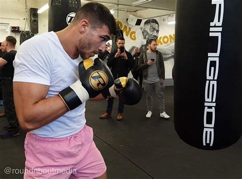 Round ‘N’ Bout Media on Instagram: “Tommy Fury at today’s media workout @tommytntfury at the ...