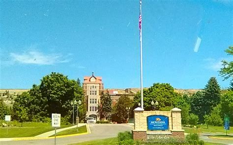 Play Pickleball at Montana State University Billings: Court Information | Pickleheads