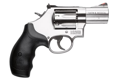 Murdoch's – Smith & Wesson - Model 686 Plus 2.5" Barrel Handgun