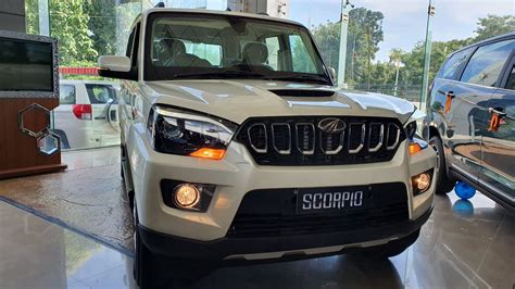 Mahindra SCORPIO S11 SUV Bold Exterior, New Interiors Features, Powerful Engine | SCORPIO S11 ...