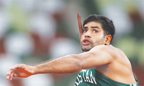 Arshad Nadeem loses Olympic medal, but wins hearts - Newspaper - DAWN.COM