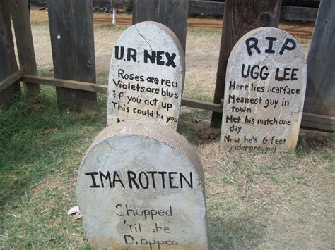 Ladybug from Texas: Carvings...and headstones