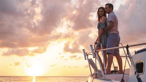 Romantic Sunset Cruise Experience | Bubu Long Beach Resort