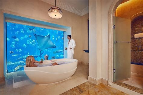 21 Best Hotel Bathrooms In The World For Sophisticated Solitude