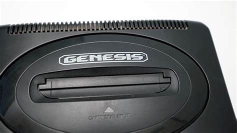 Sega Genesis II - videogamesmuseum.org