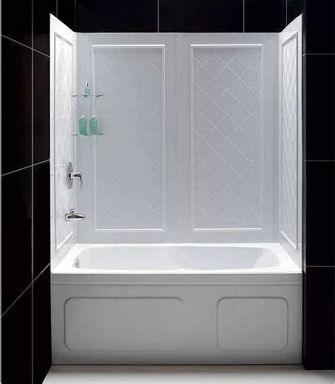 Best Bathtub Wall Surround (Reviews & Buying Guide)