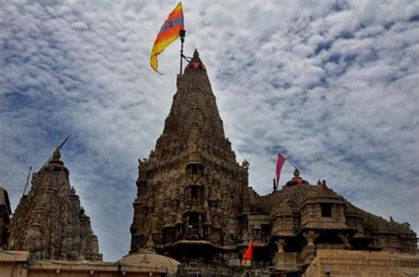 Dwarka: The Home of Krishna is a Gateway to Heaven and an Underwater ...