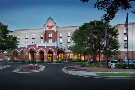 Hotels in Gastonia, NC - Find Hotels - Hilton