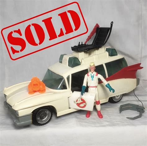 Vintage 1980s Ecto-1 real Ghostbusters toy, Hobbies & Toys, Collectibles & Memorabilia, Fan ...