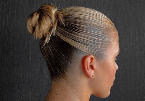 How to ace a sleek, smooth bun: 5 expert tips | MiNDFOOD