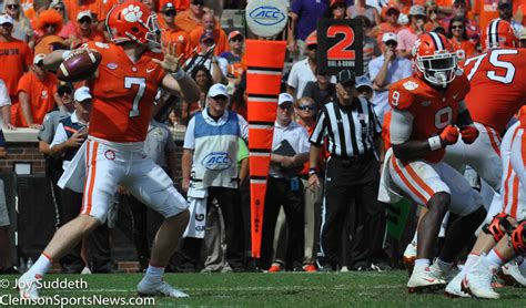 Clemson defeats Syracuse 27-23 in a Thriller in Death Valley – Clemson ...