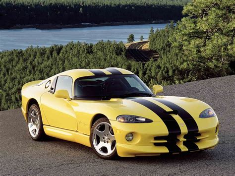 Dodge Viper GTS Specs, Price, Top Speed & Engine Review