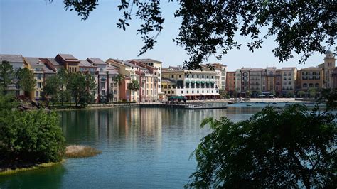 Loews Portofino Bay Hotel: Rooms - complete guide & photo gallery