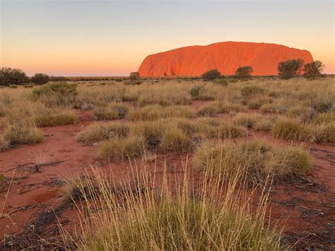 Uluru sunset [3456x2304] [OC] : r/EarthPorn