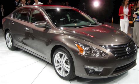 2016 Nissan Altima 4-Door Sedan I4 2.5 S