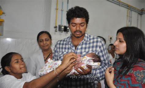 Vijay Birthday Celebration In Chennai stills (5) – BizHat.com