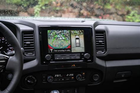 2022 Nissan Frontier Interior