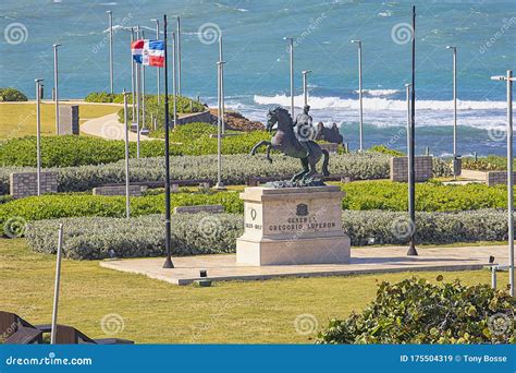 General Gregorio Luperon Statue in Puerto Plata, Dominican Republic Editorial Stock Image ...