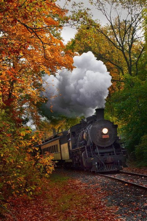 Fall Train Wallpaper - WallpaperSafari