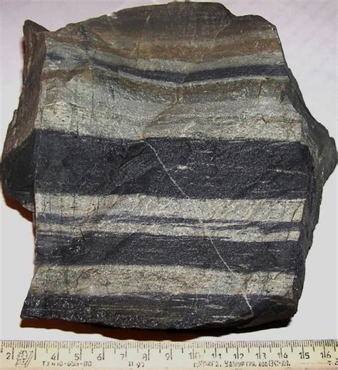 7.2 Classification of Metamorphic Rocks – Physical Geology