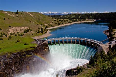 Hydroelectric Dam stock photo. Image of energy, mountains - 19825584