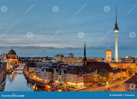 The Alexanderplatz in Berlin at Night Stock Photo - Image of berliner, scene: 96044384