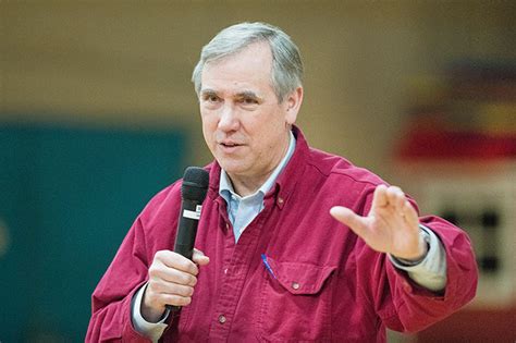 Oregon Democrat Jeff Merkley wins US Senate reelection