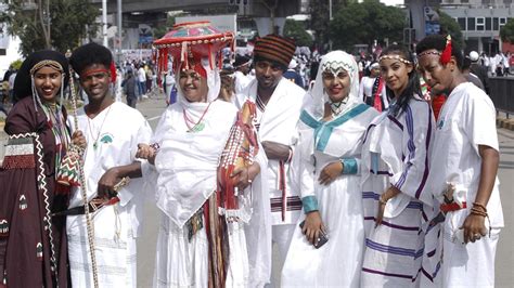 Ethiopia's Oromos celebrate Irreechaa thanksgiving festival - WardheerNews