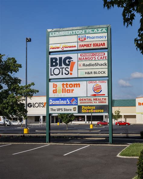 Big Lots retail store fit out exterior Lumberton, NJ - The Bannett Group