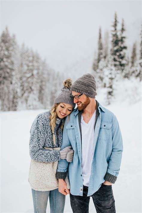 Winter Couples Shoot in the Mountains [Utah Wedding Photographer] | Emily Jenkins Photography ...