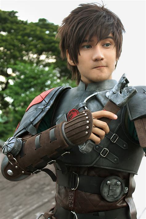 Incredible HOW TO TRAIN YOUR DRAGON 2 Hiccup Cosplay — GeekTyrant