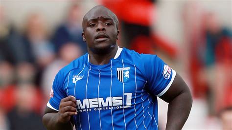 Akinfenwa shocks leaders | Football News | Sky Sports