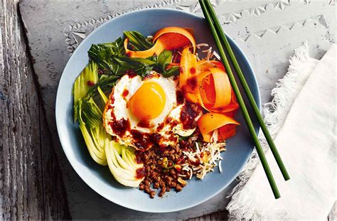 Korean-style beef bibimbap | Tesco Real Food