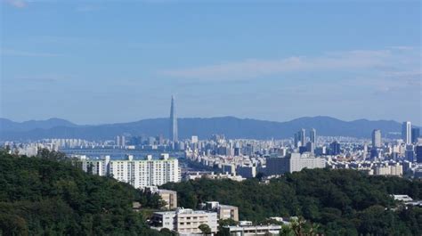 AREX: [Autumn Travel] Visit Observatory in Seoul to see Namsan Tower & Deoksugung Palace