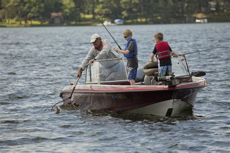 Minocqua, WI Fishing | Musky & Walleye Fishing