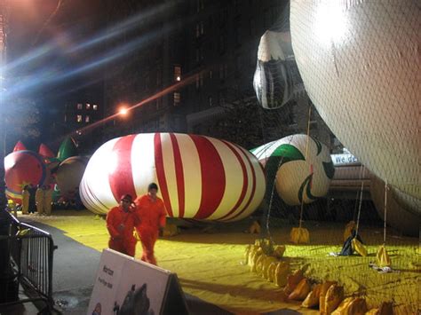 Macy's Thanksgiving Day Parade Balloon Inflation 2008 | Flickr