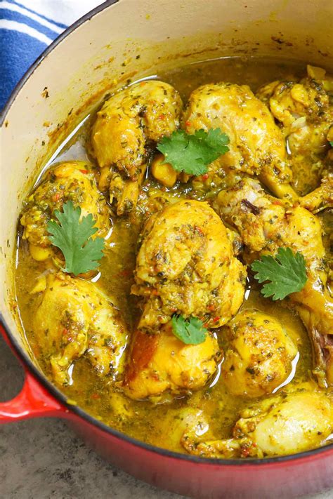 Trinidad Curry Chicken (West Indies Curry Chicken) - TipBuzz