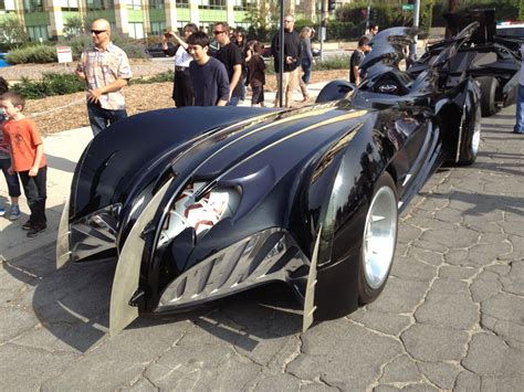 Top 80+ imagen batman and robin movie batmobile - Abzlocal.mx