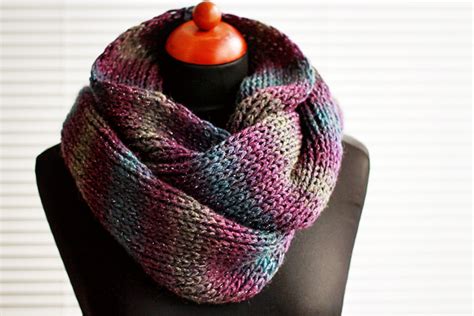 Infinity Scarf Knitting Patterns | A Knitting Blog