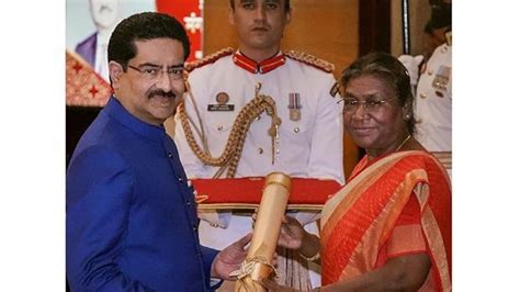 Aditya Birla Group Chairman KM Birla receives Padma Bhushan award ...