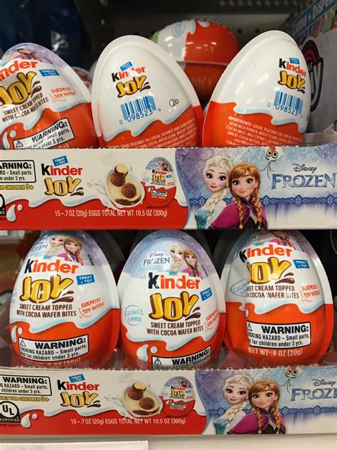 Surprise Eggs - Kinder Egg or Yowie? - USA Euros