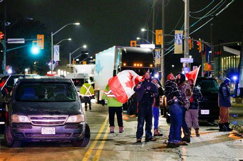 U.S. truckers planning protest convoy, perhaps starting in L.A. for ...