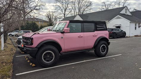 Saw this today in NJ.... Pink Bronco | Bronco6G - 2021+ Ford Bronco ...